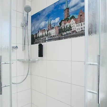 Liho - Einfach Hotell 4*